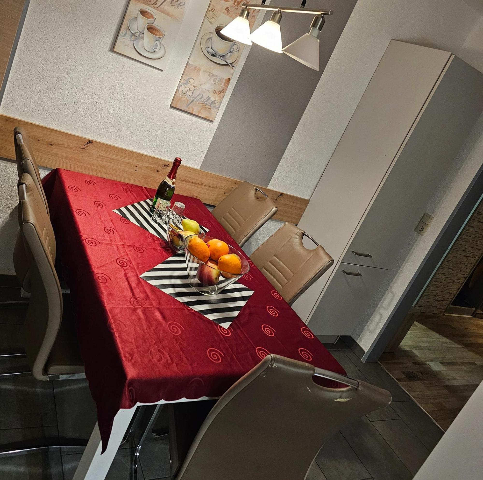 Gemuetl Wohnung Mit Blick Auf Den Hafen Bremerhaven Bagian luar foto